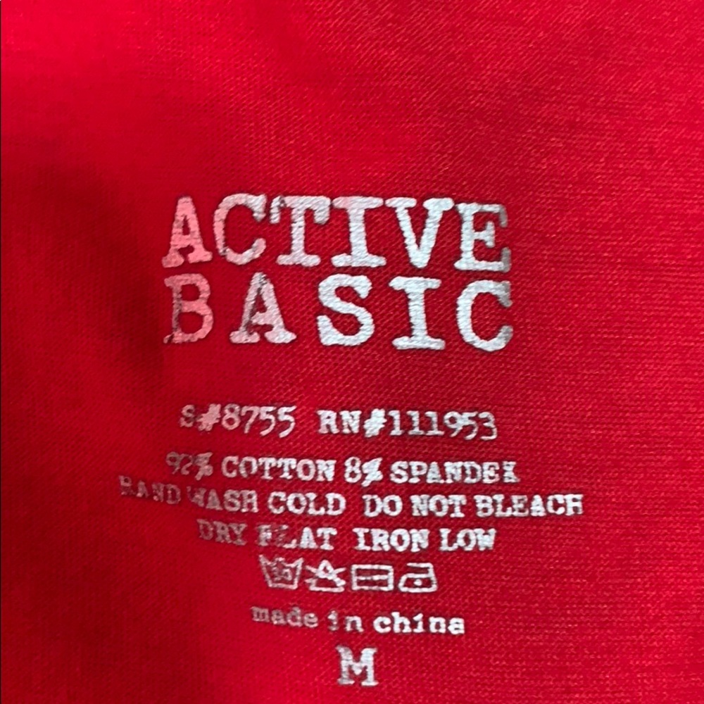 Red tee - Picture 2 of 2